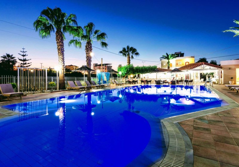 Beispiel: Hotel Außenpool