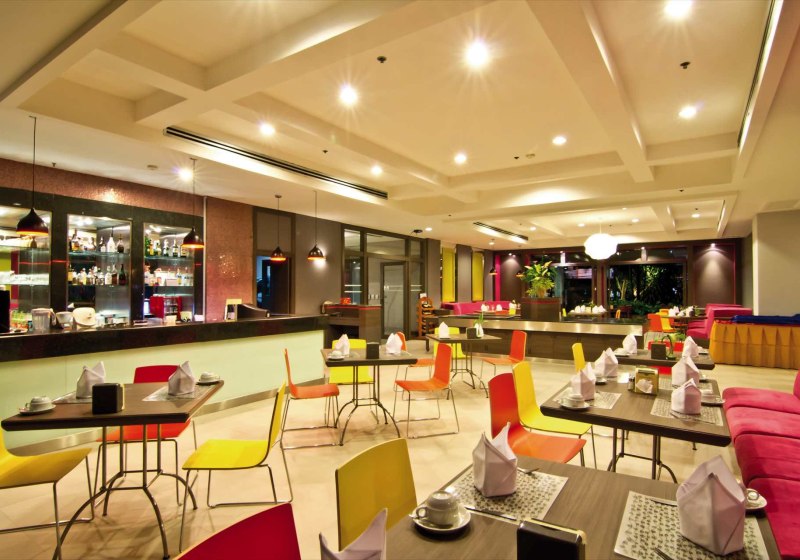 Sunshine Vista Hotel