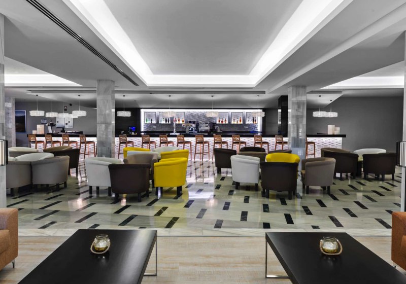 Ausstattung & Service