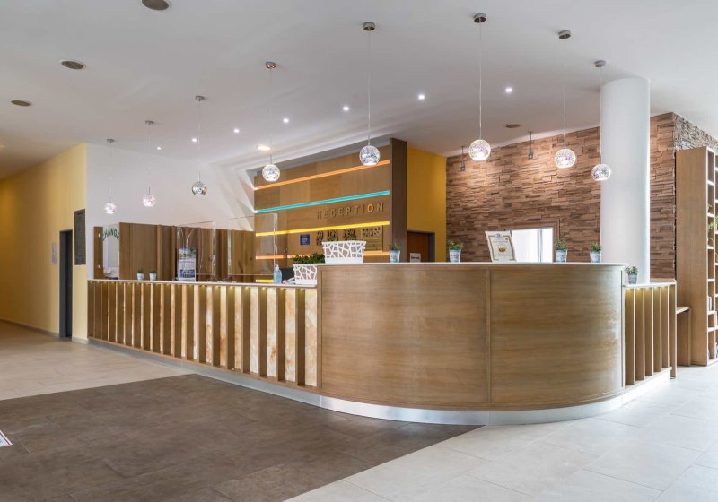 Ausstattung & Service