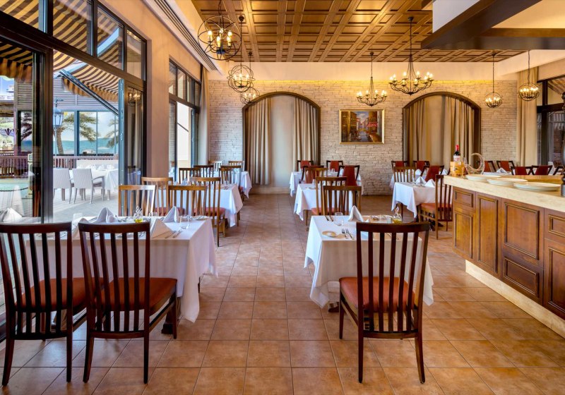 Ausstattung & Service