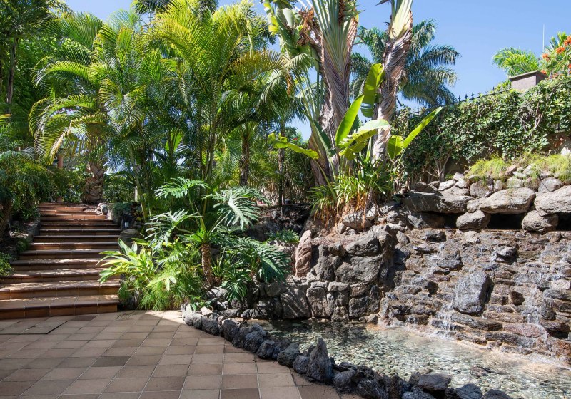 Ausstattung & Service