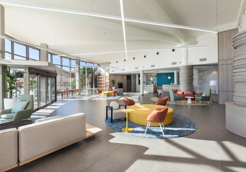 Ausstattung & Service