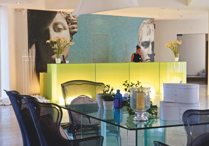 Ausstattung & Service