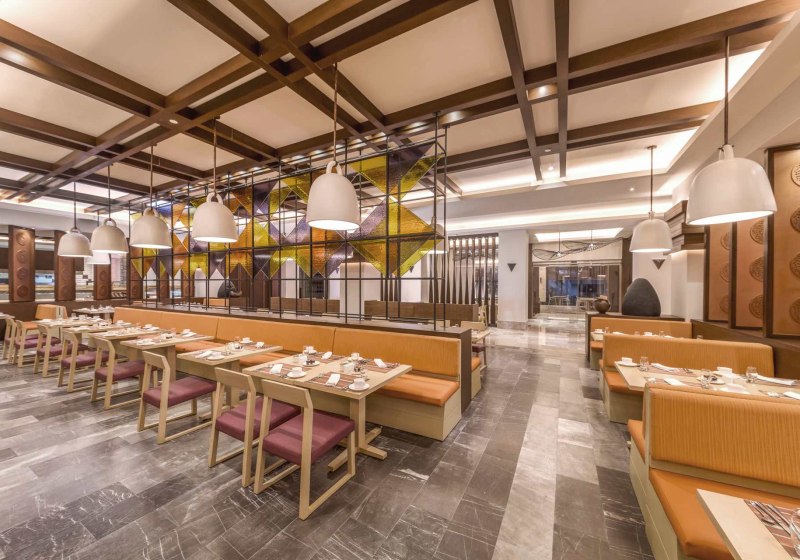 Ausstattung & Service