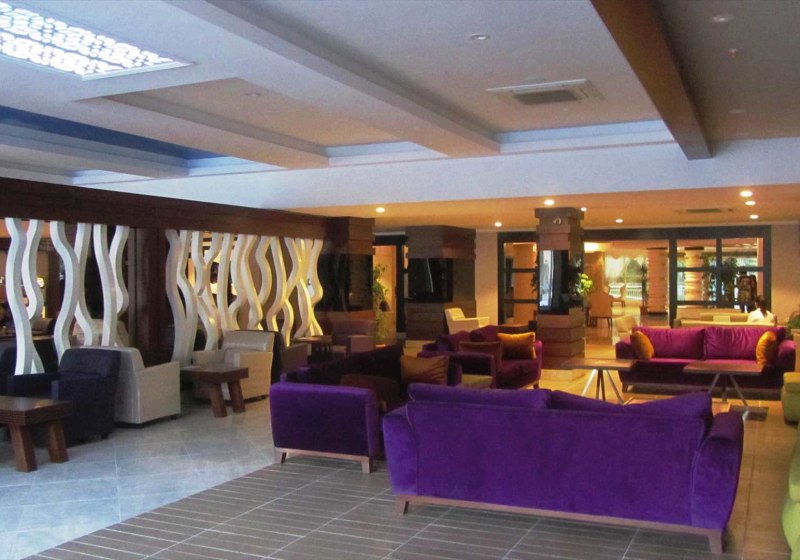 Ausstattung & Service