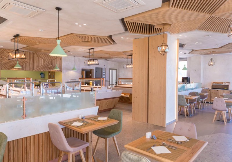 Ausstattung & Service