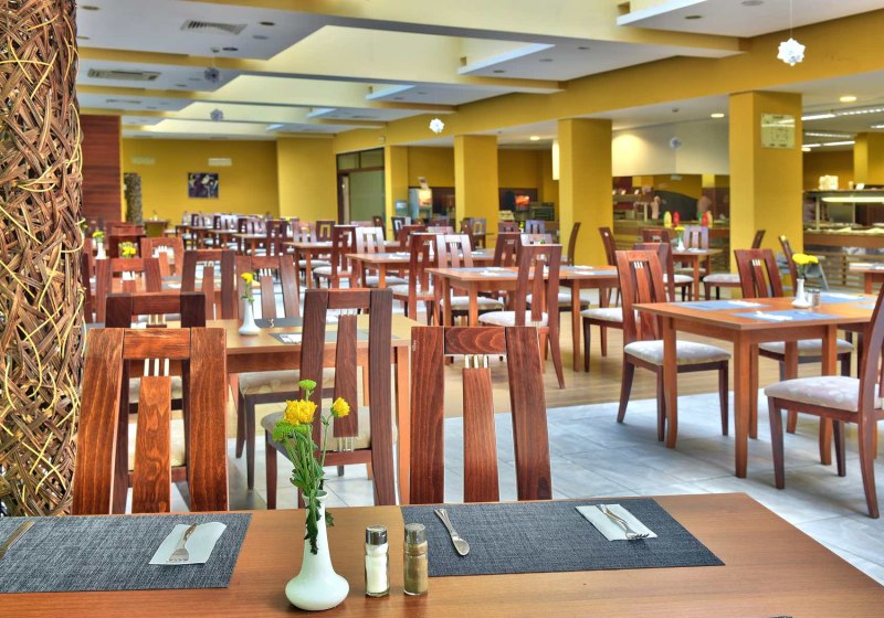 Ausstattung & Service