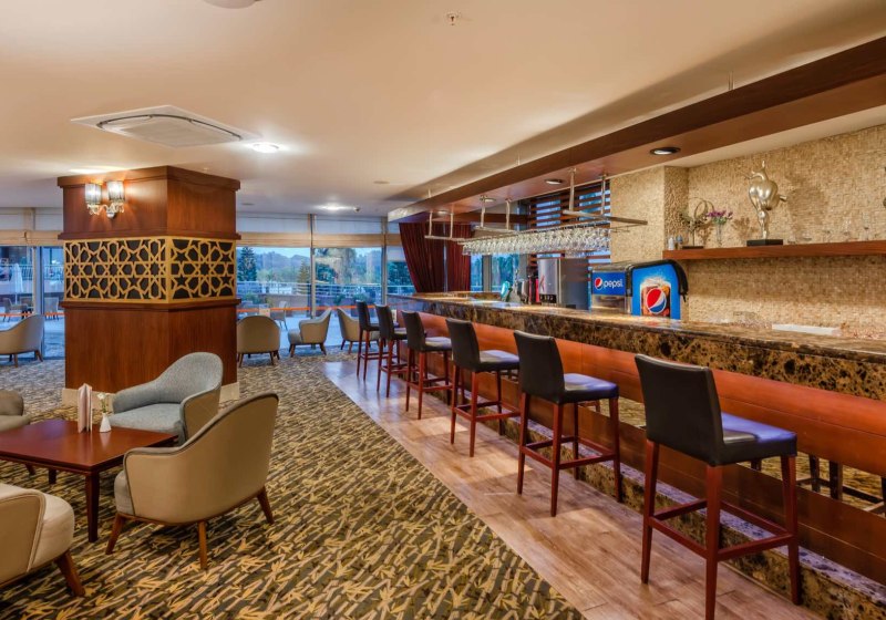 Ausstattung & Service