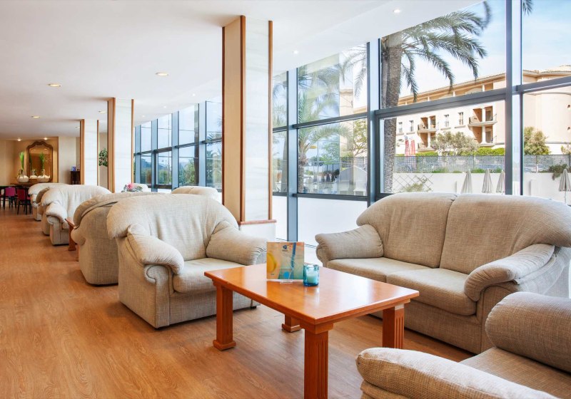 Ausstattung & Service