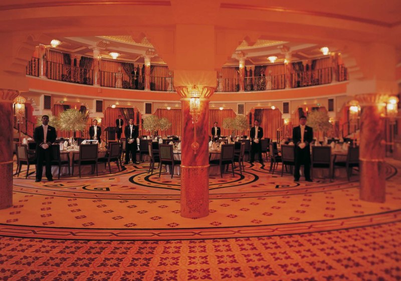 Ausstattung & Service