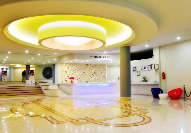 Ausstattung & Service