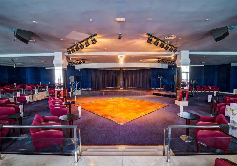 Ausstattung & Service