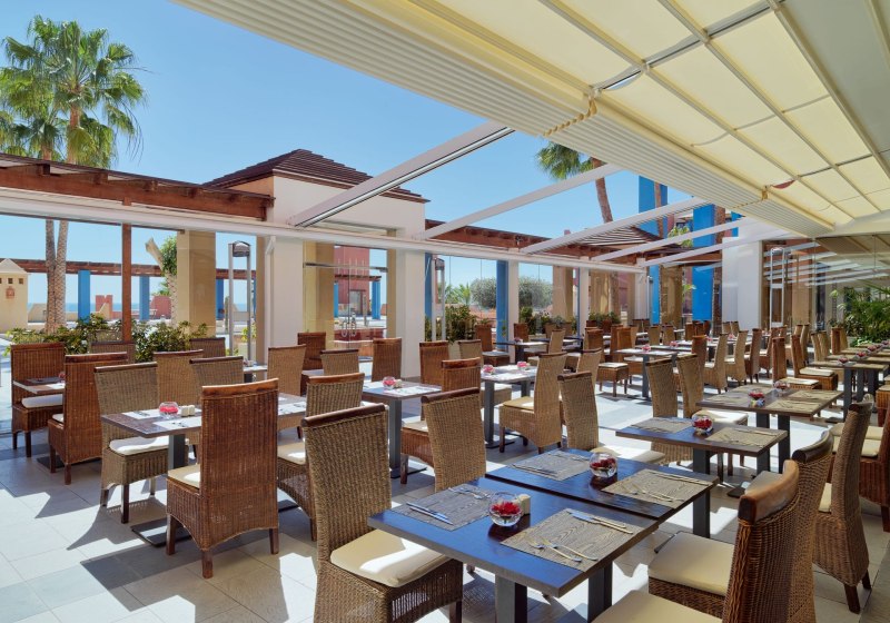 Ausstattung & Service