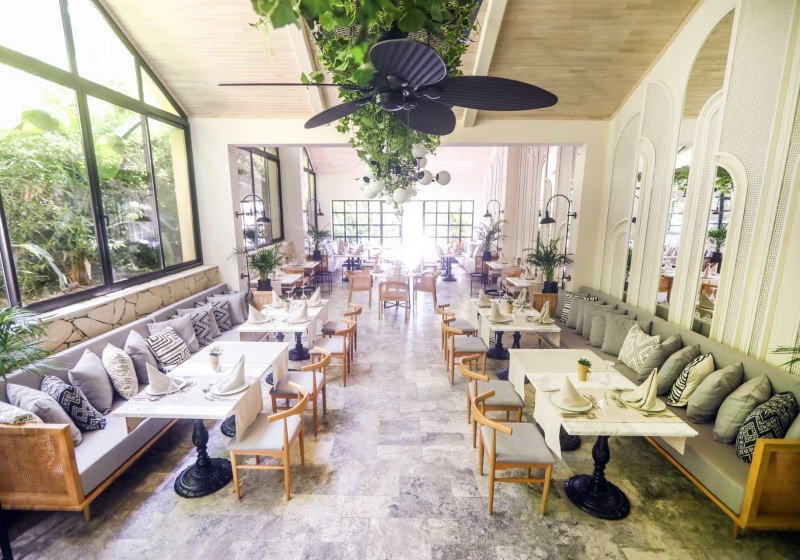 Ausstattung & Service