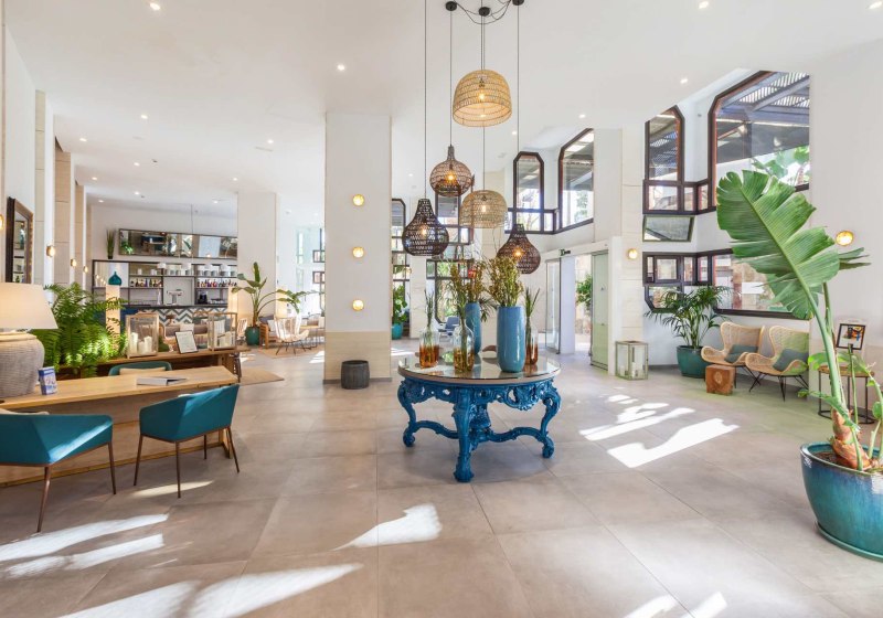 Ausstattung & Service