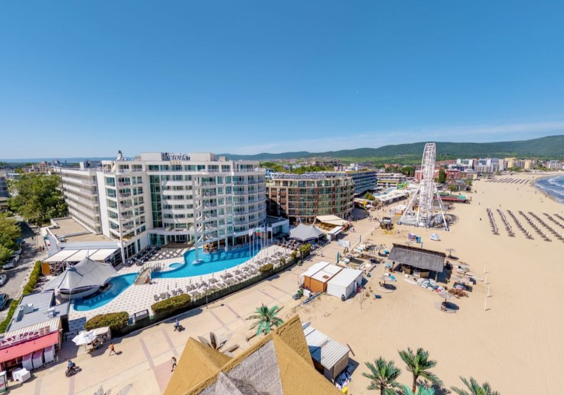 Effect Grand Victoria Hotel