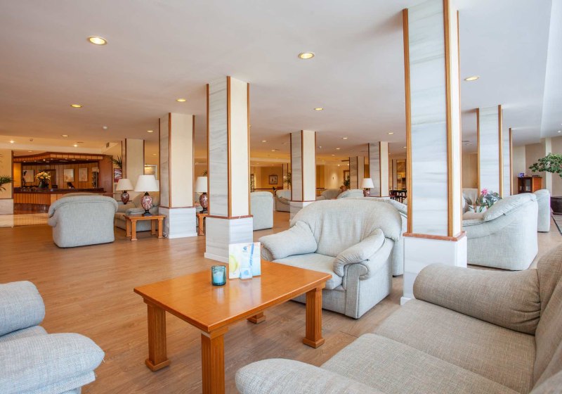 Ausstattung & Service