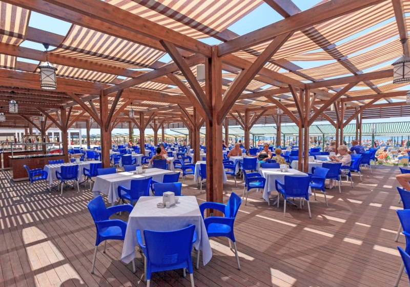 Ausstattung & Service