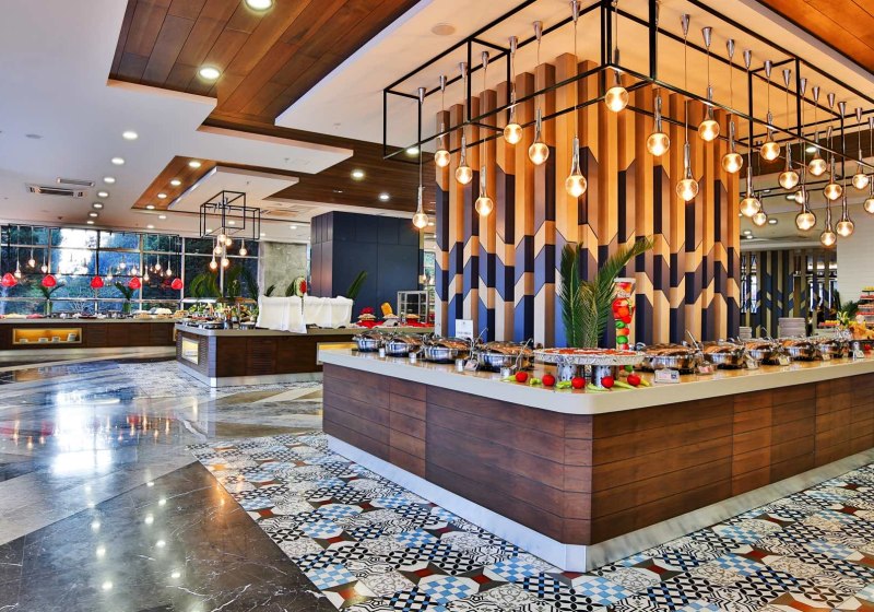 Ausstattung & Service