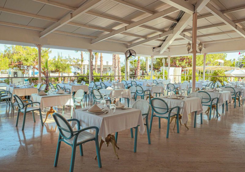 Ausstattung & Service