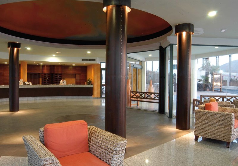 Ausstattung & Service