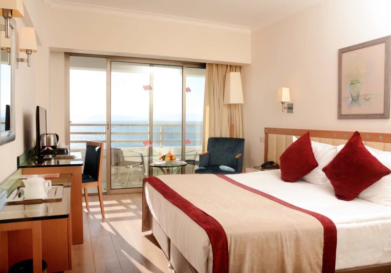 Ausstattung & Service