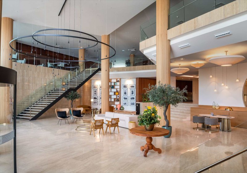 Ausstattung & Service