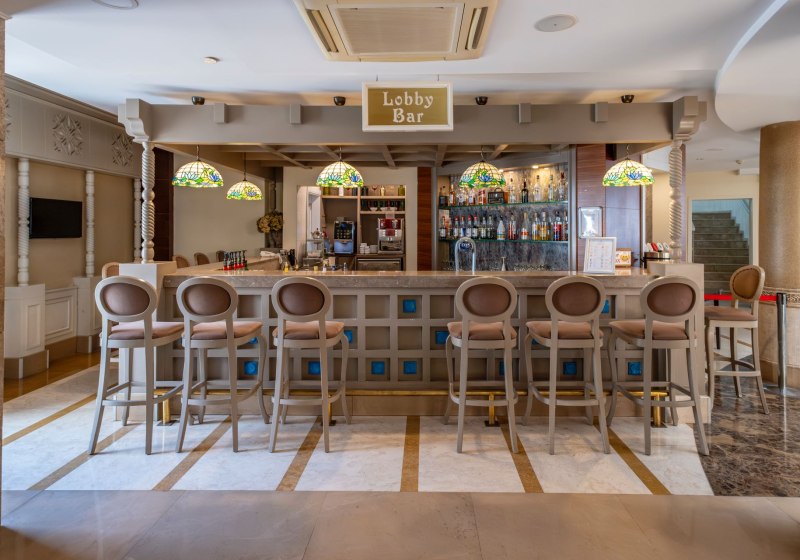 Ausstattung & Service