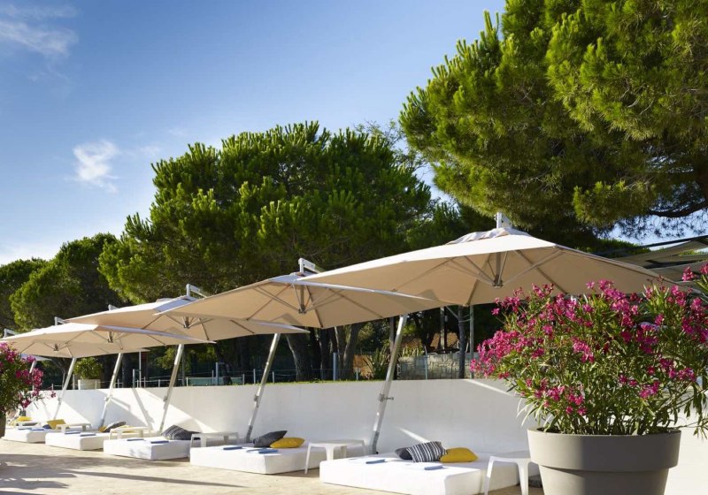 Ausstattung & Service