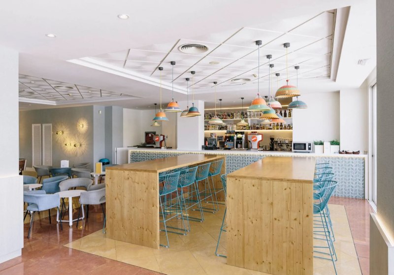 Ausstattung & Service