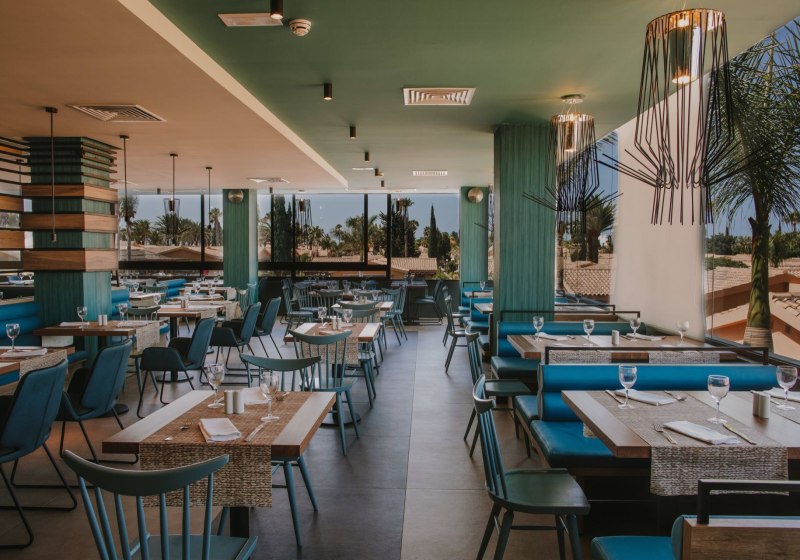 Ausstattung & Service