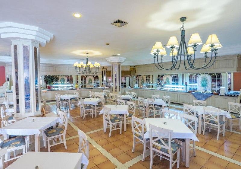 Ausstattung & Service