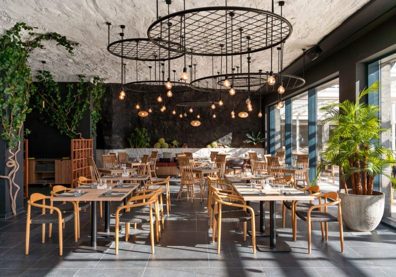 Ausstattung & Service