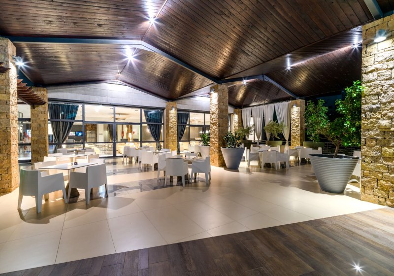 Ausstattung & Service