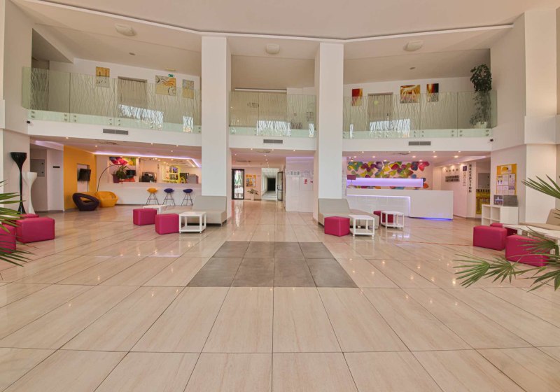 Ausstattung & Service