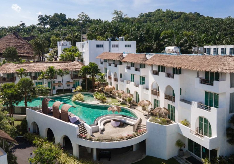 Eden Beach Resort & Spa