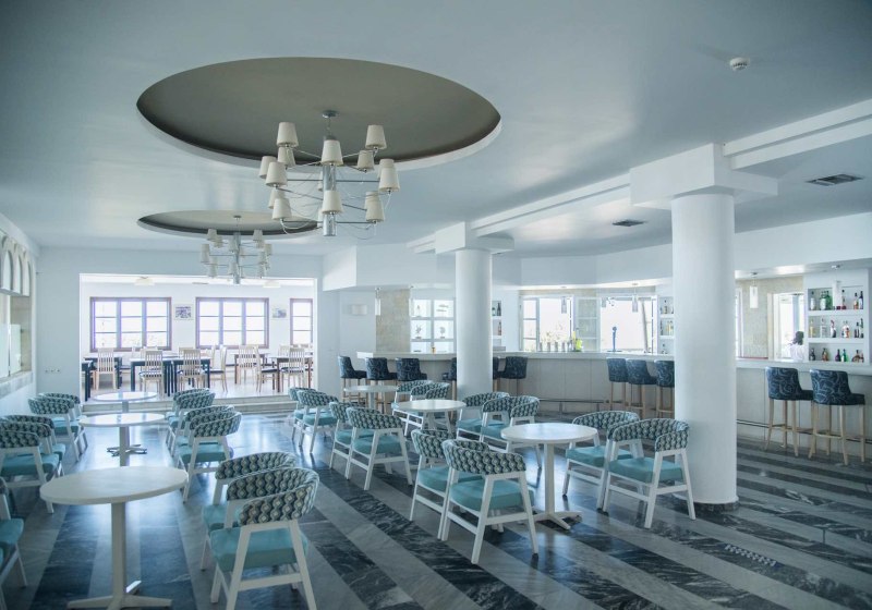 Ausstattung & Service