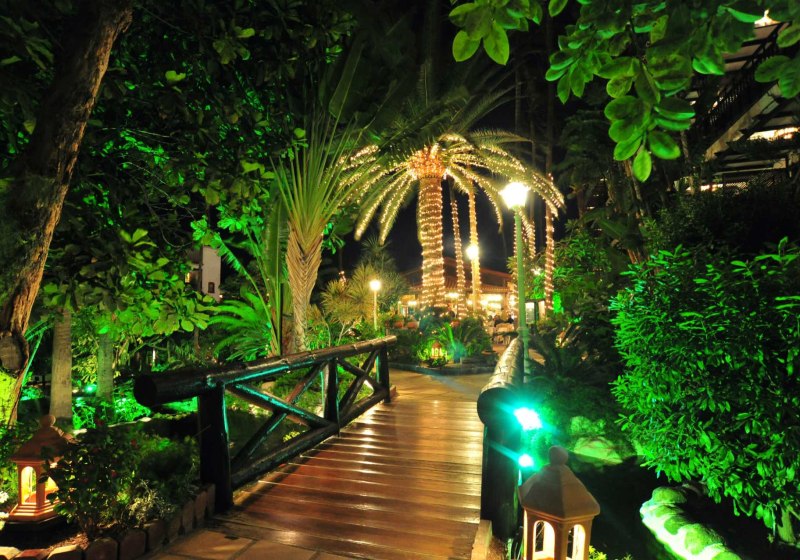 Ausstattung & Service