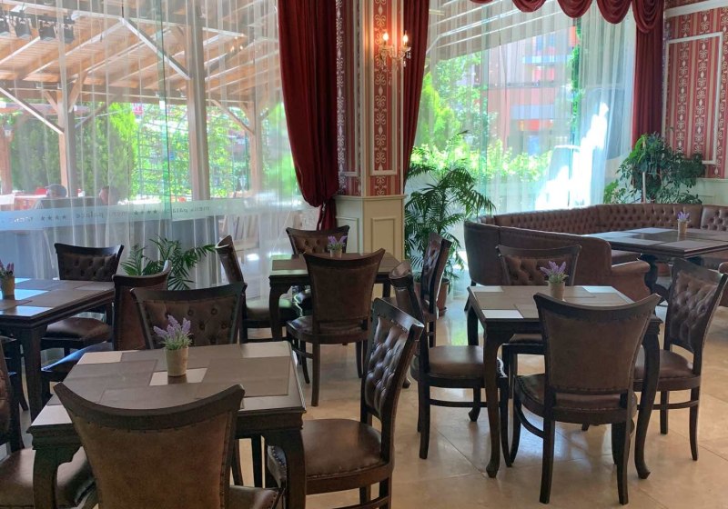 Ausstattung & Service