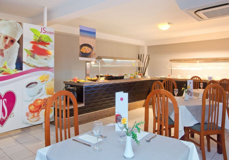 Ausstattung & Service