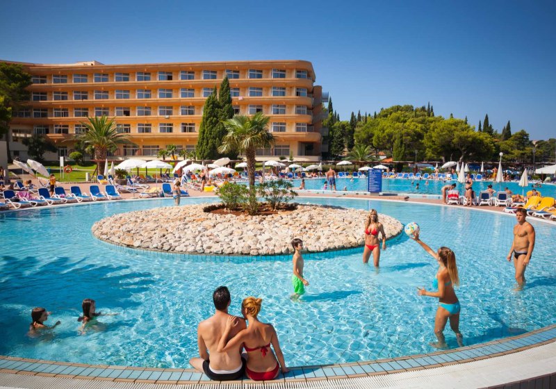 Beispiel: Ausstattung & Service