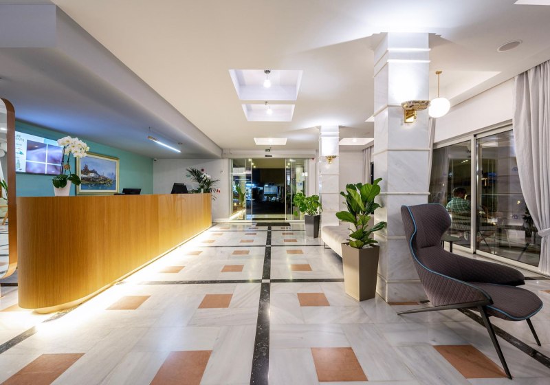 Ausstattung & Service