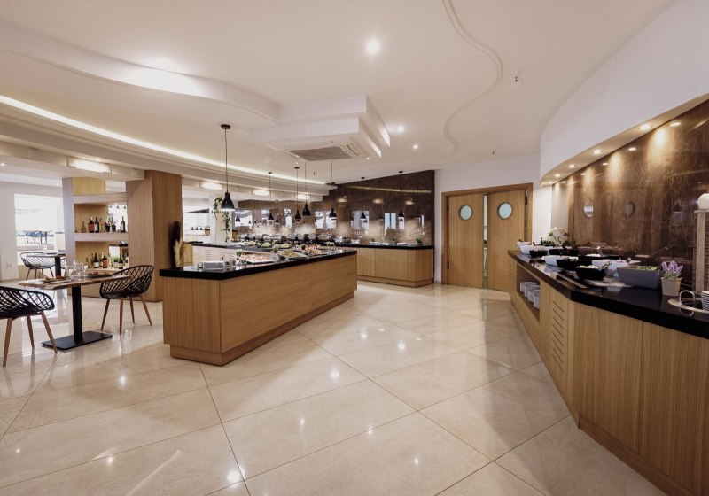 Ausstattung & Service