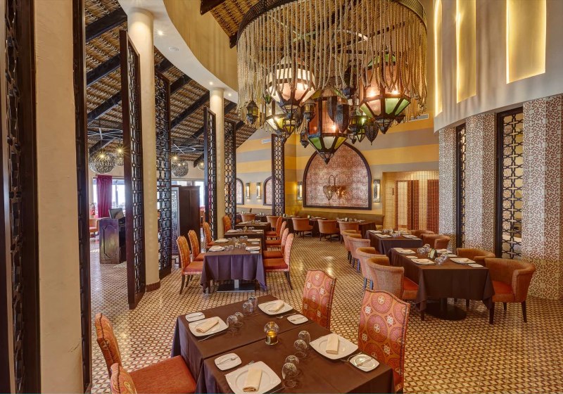 Ausstattung & Service