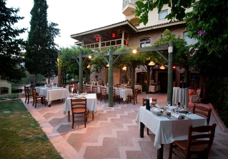 Ausstattung & Service