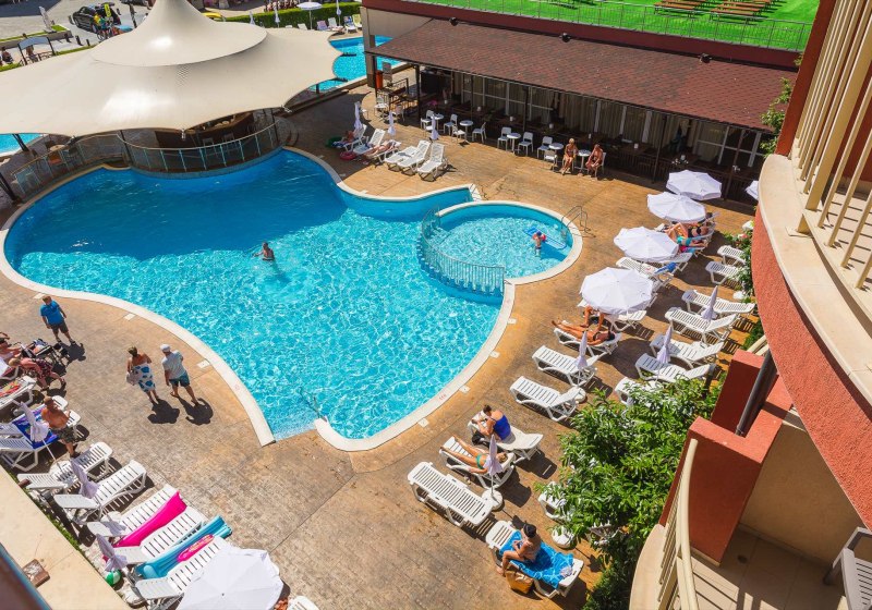 Ausstattung & Service