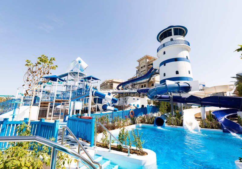 Le Meridien Mina Seyahi Beach Resort & Waterpark