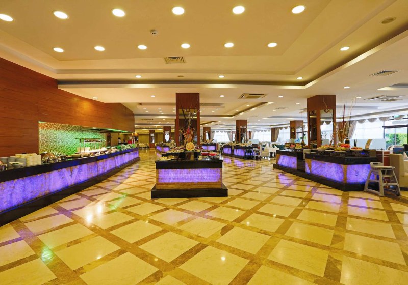 Ausstattung & Service