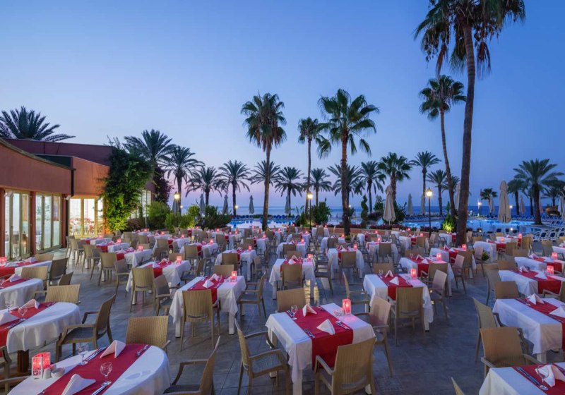 Ausstattung & Service